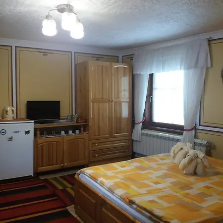 Gasthof Guest Bashtina Striaha Kopriwschtiza