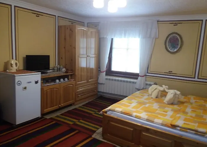 Guest Bashtina Striaha Pensjonat Kopriwsztica